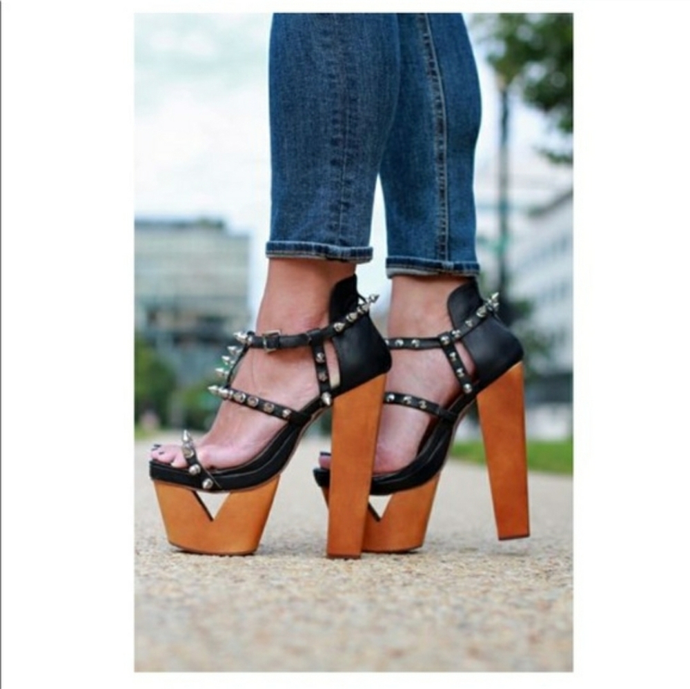 Badd girl stiletto spiky platform heels
